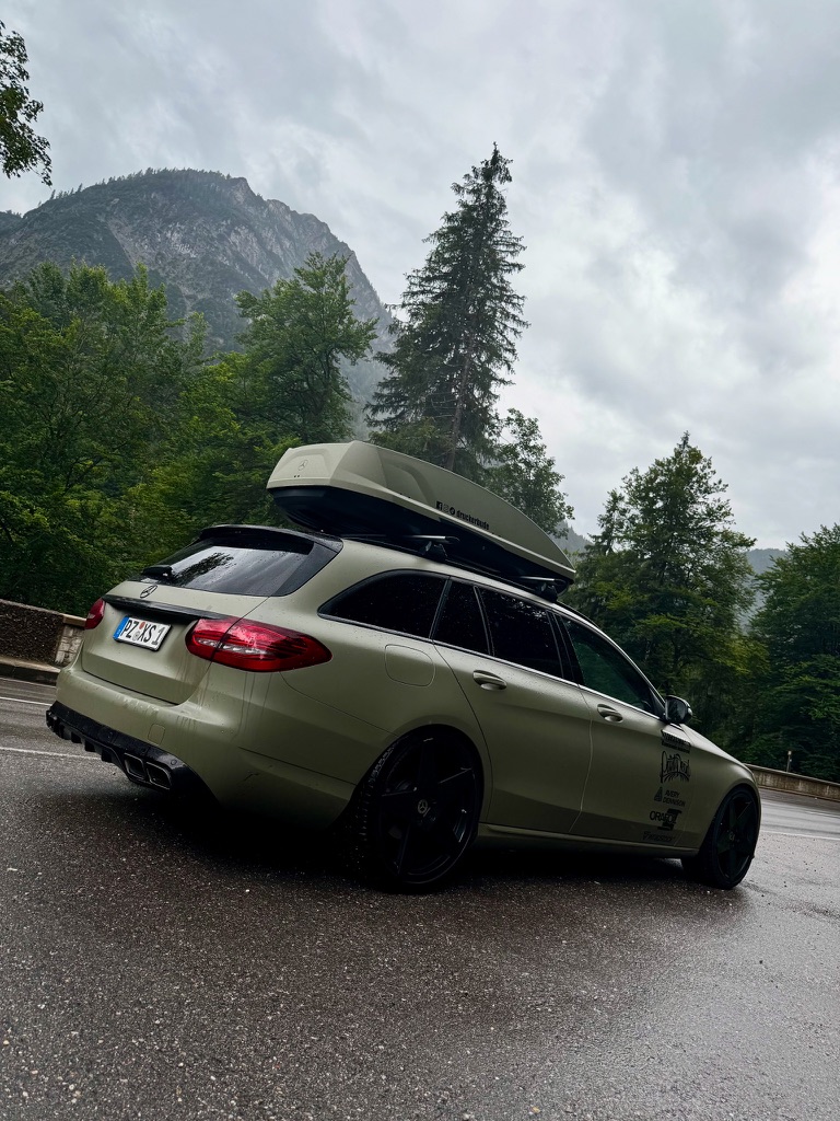 Mercedes C-Klasse Oliv